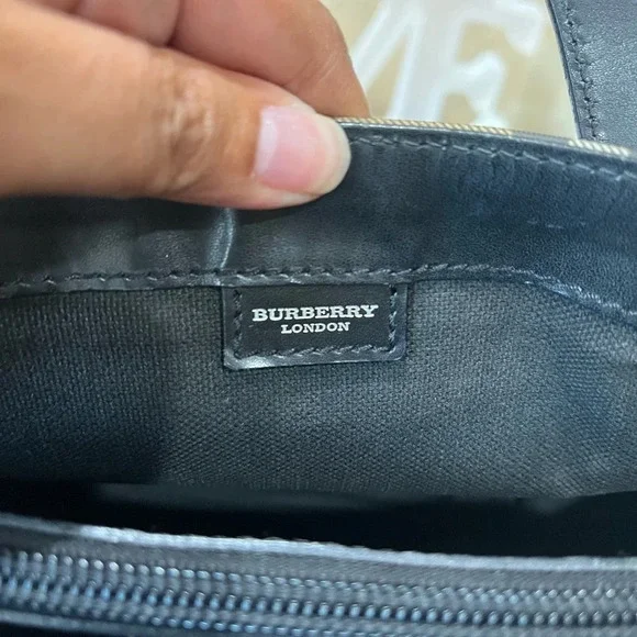 BURBERRY MINI TOTE - Picture 11 of 14